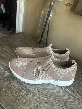 OTBT Vicky Women's Sneakers Size 8m